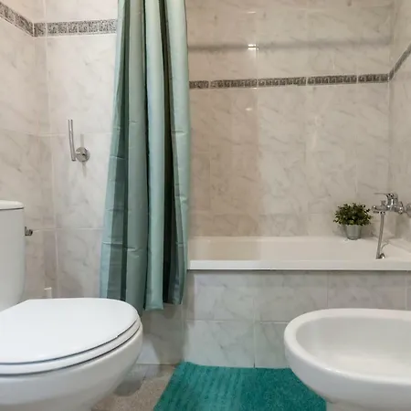 Lets Holidays Tossa Near 2 Тосса-де-Мар