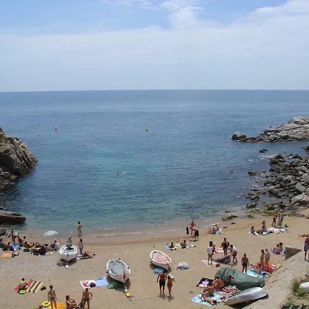 Apartment Lets Holidays Tossa Near 2 Tossa de Mar